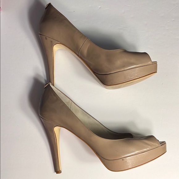 UC Michael Kors Nude Peep-Toe Platform Heels – Women’s 9.5 - Picture 4 of 9